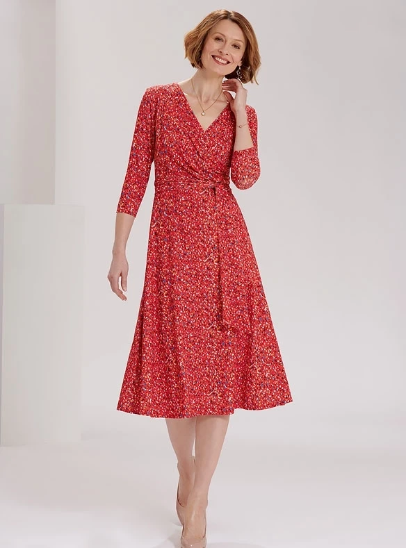 Getupftes Wickelkleid aus Jersey