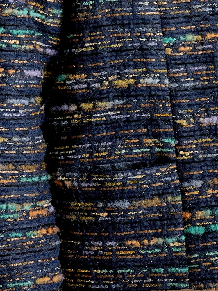 Kragenlose Jacke mit Satinfutter